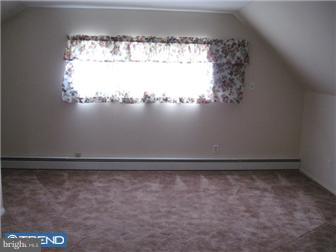 21 Inwood Road Levittown, PA 19057 - Photo 10 of 12 Bedroom