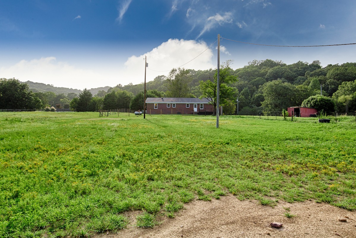 477 Holt Hollow Road Prospect, TN 38477 - Photo 26 of 34 a view of an outdoor space and a yard