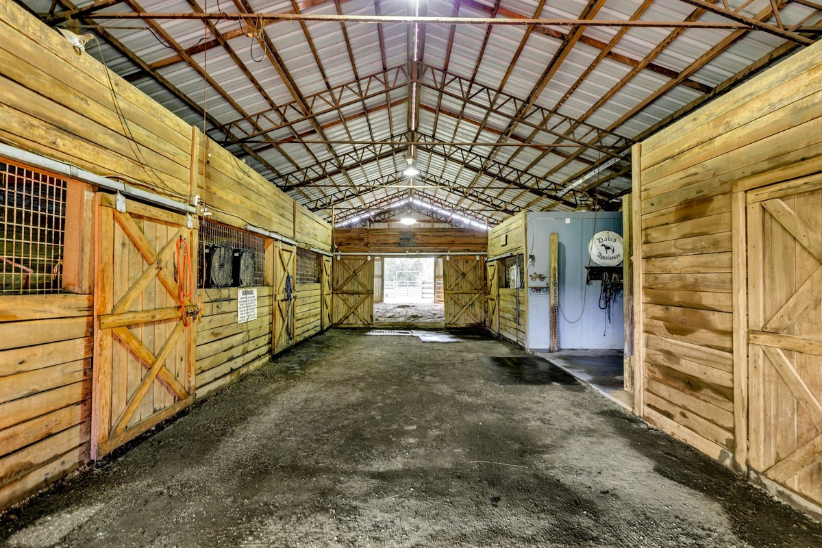477 Holt Hollow Road Prospect, TN 38477 - Photo 30 of 34 a big room with wooden walls