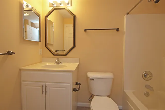 $1,975 | 1214 Old Richmond Circle, Harrisonburg, VA 22802