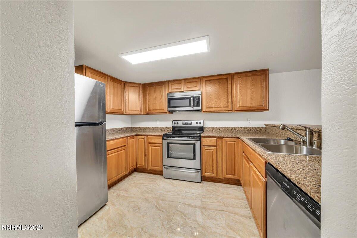 1021 Tyler Way Sparks, NV 89431 - Photo 11 of 26 13-1021 Tyler Way Sparks NV 89431 (13 of