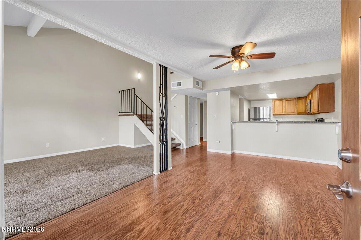 1021 Tyler Way Sparks, NV 89431 - Photo 4 of 26 06-1021 Tyler Way Sparks NV 89431 (6 of