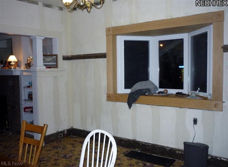 1056 Amherst Road Northeast Massillon, OH 44646 - Photo 7 of 11 Gallery Image 7