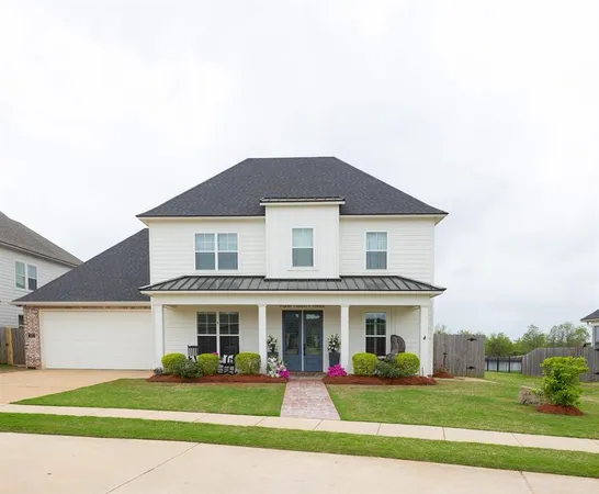 $574,900 | 423 North Lost River Drive, Benton, LA 71006