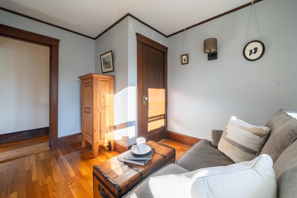 7 Newton Road, Unit 2 Arlington, MA 02474 - Photo 13 of 42 Gallery Image 13