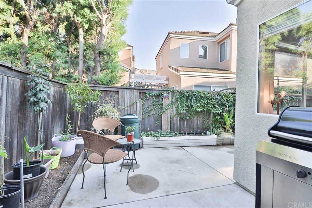 6 Rue Monet Lake Forest, CA 92610 - Photo 22 of 24 The patio area just outside the French door.