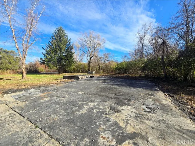 $99,000 | 3966 College Road, Farmington, MO 63640