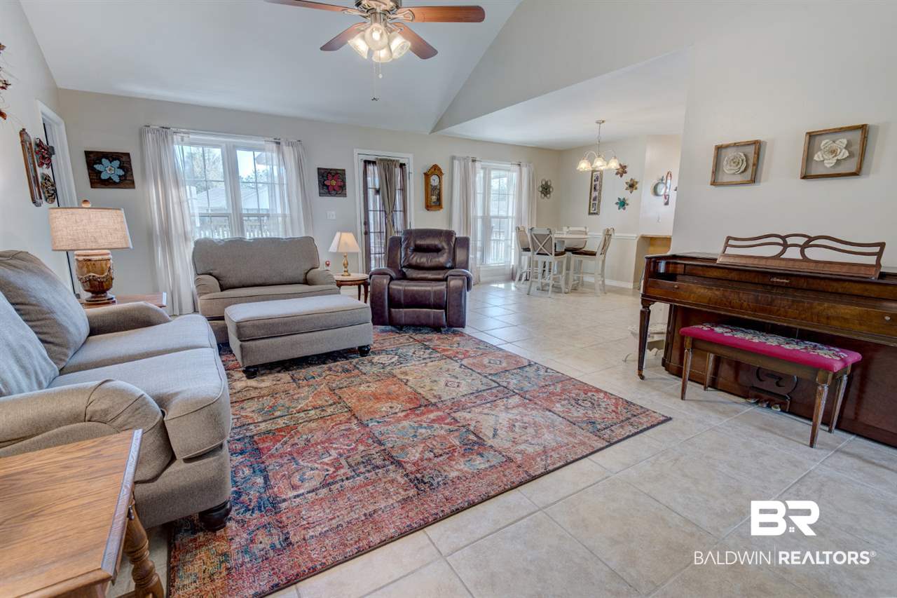 185 Robbins Boulevard Daphne, AL 36526 - Photo 12 of 35