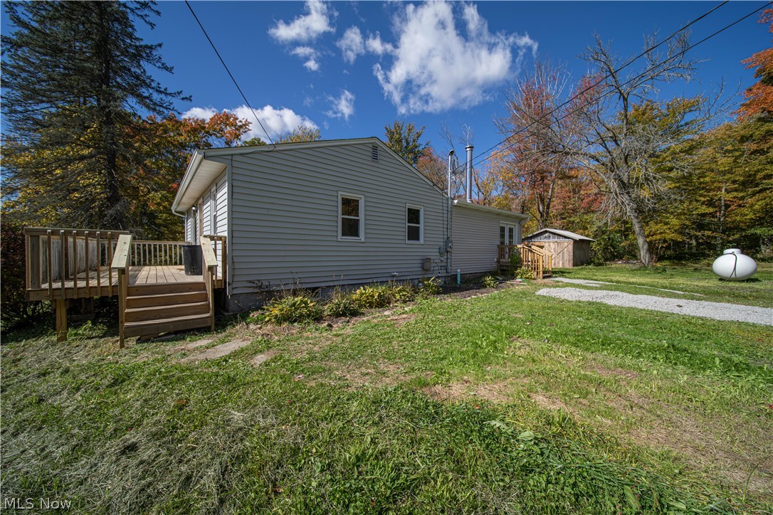 15340 Valentine Road Thompson, OH 44086 - Photo 23 of 35