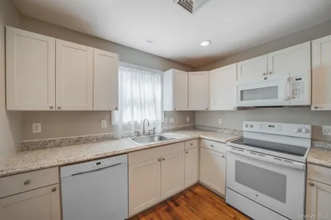 $350,000 | 169 Woodland Drive, Mastic Beach, NY 11951