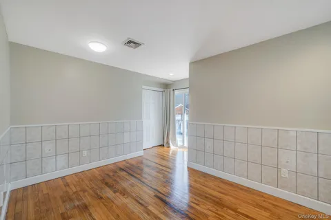 $350,000 | 169 Woodland Drive, Mastic Beach, NY 11951