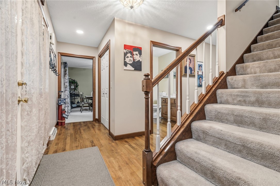 1368 Terrace Road Northwest New Philadelphia, OH 44663 - Photo 7 of 46