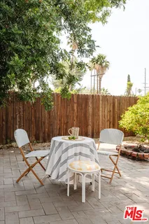 $985,000 | 11530 Swinton Avenue, Granada Hills, CA 91344