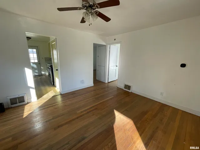 $99,900 | 5014 North Best Street, Peoria Heights, IL 61616