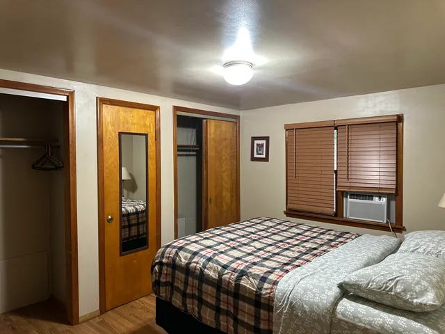 $530,000 | S1638 Highway 35, Alma, WI 54610