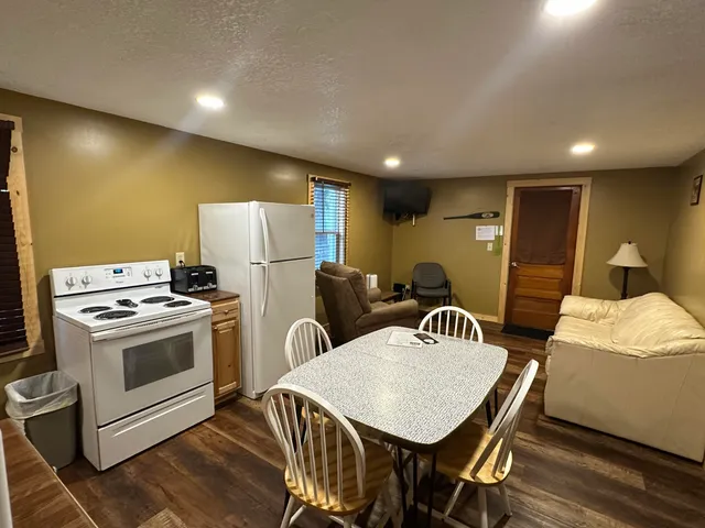 $530,000 | S1638 Highway 35, Alma, WI 54610