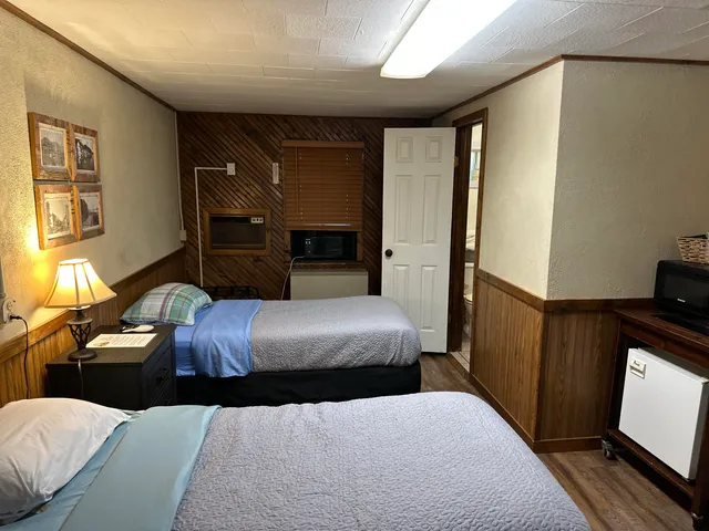 $530,000 | S1638 Highway 35, Alma, WI 54610