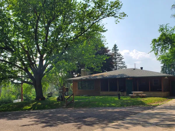 $530,000 | S1638 Highway 35, Alma, WI 54610