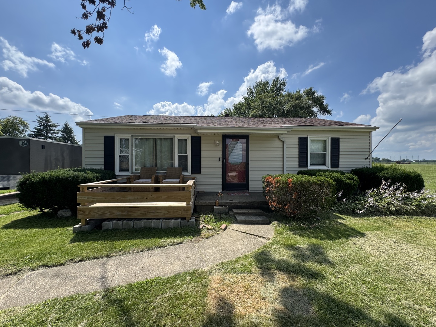 511 North Main Street Atwood, IL 61913 - Photo 2 of 23