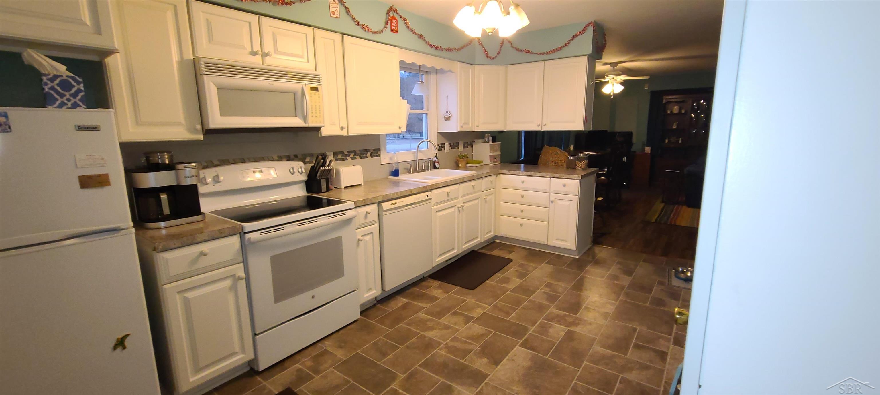 4650 Swaffer Road Millington, MI 48746 - Photo 15 of 59 50099332-14.JPG
