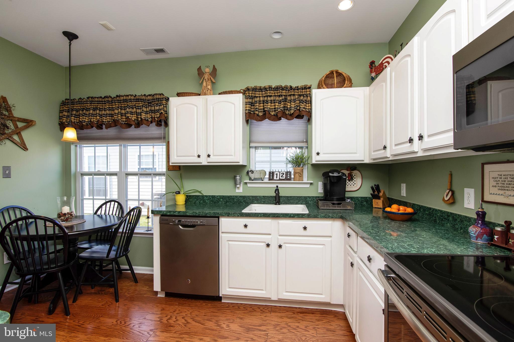 5 Crystal Drive Beverly, NJ 08010 - Photo 18 of 35
