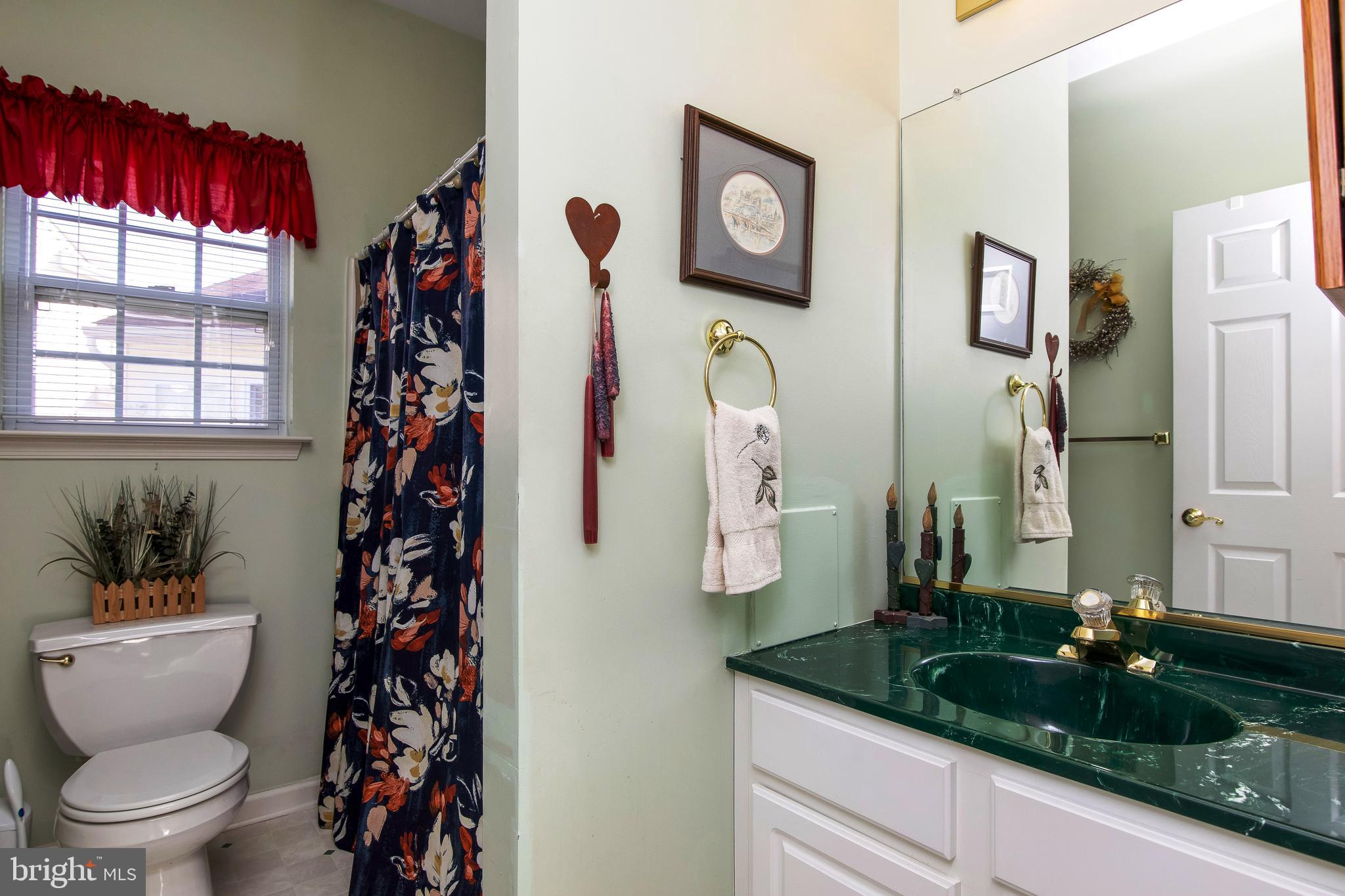 5 Crystal Drive Beverly, NJ 08010 - Photo 20 of 35