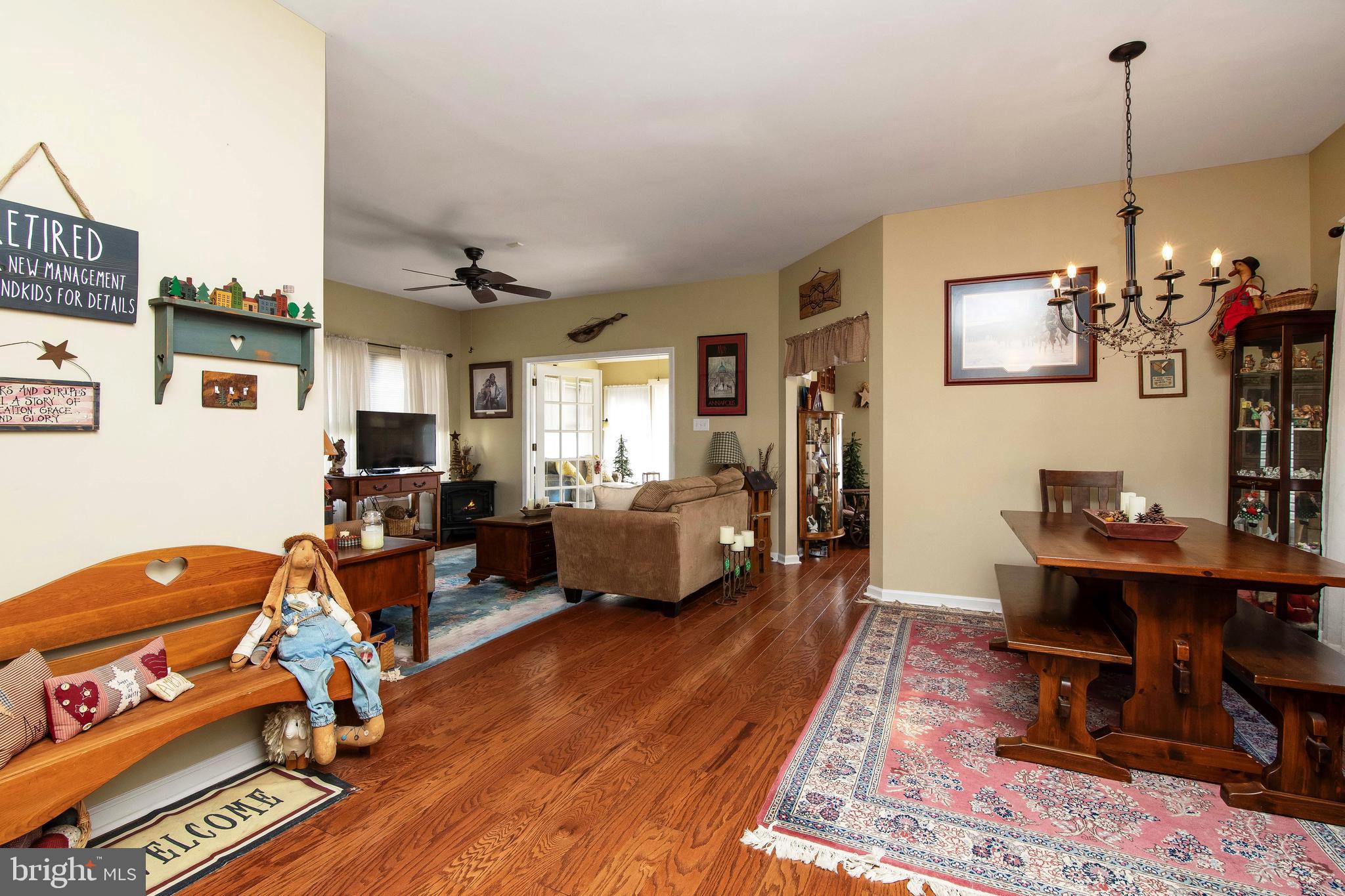 5 Crystal Drive Beverly, NJ 08010 - Photo 4 of 35