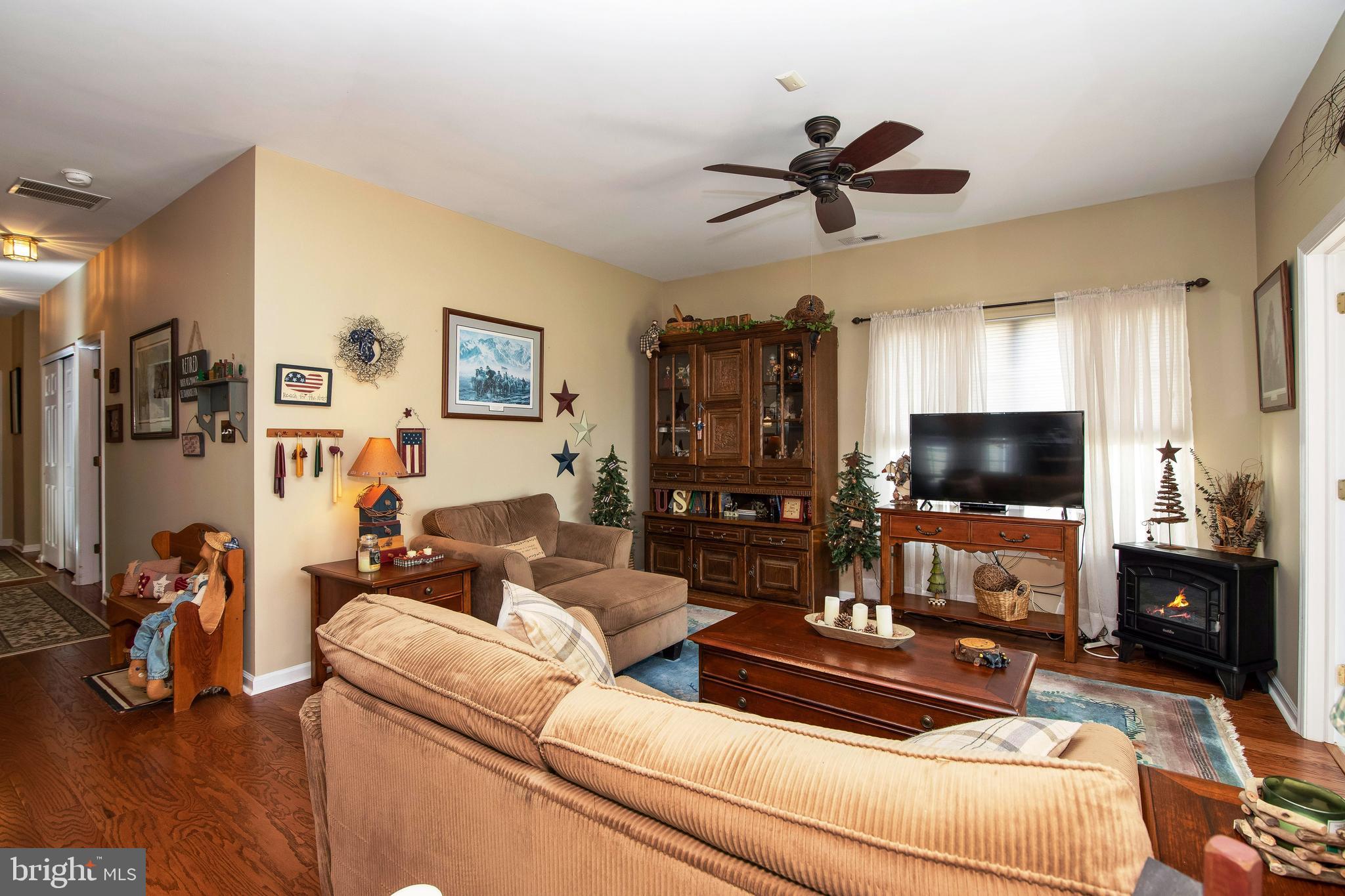 5 Crystal Drive Beverly, NJ 08010 - Photo 7 of 35