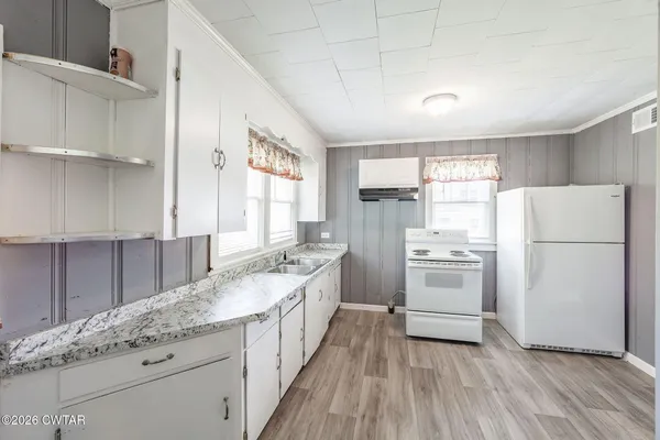 $120,000 | 216 South Poplar Street, Dyer, TN 38330