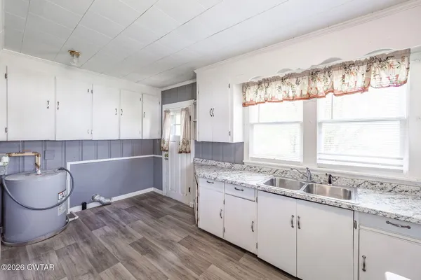 $120,000 | 216 South Poplar Street, Dyer, TN 38330