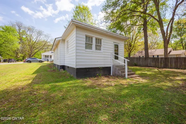 $120,000 | 216 South Poplar Street, Dyer, TN 38330