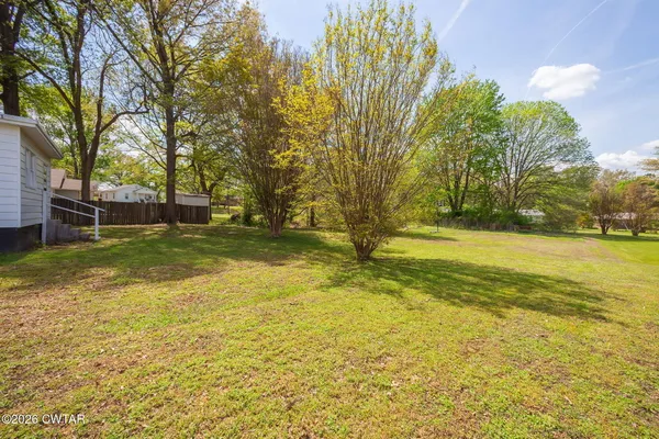 $120,000 | 216 South Poplar Street, Dyer, TN 38330