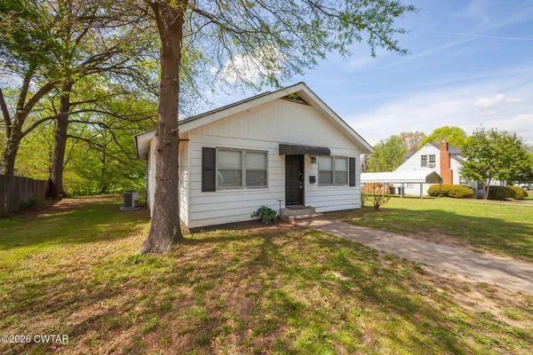 $120,000 | 216 South Poplar Street, Dyer, TN 38330