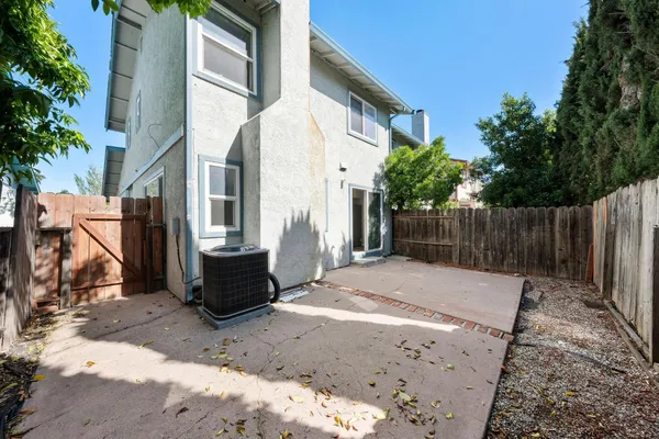 $650,000 | 1880 Premier Place, Concord, CA 94520