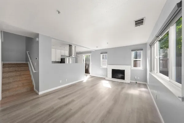 $650,000 | 1880 Premier Place, Concord, CA 94520