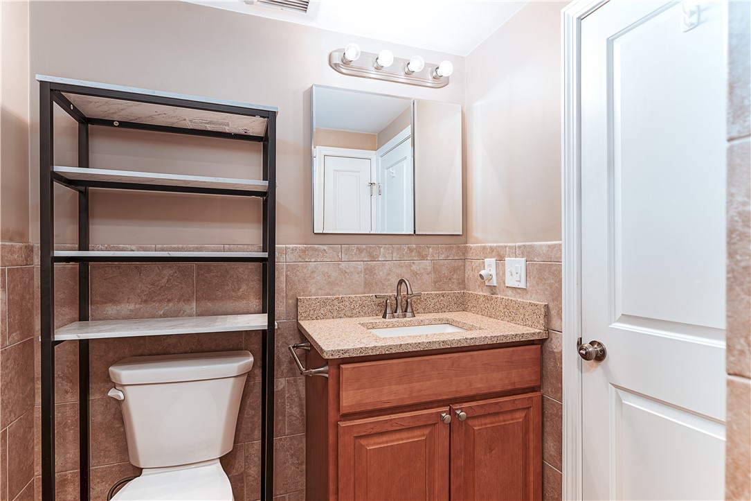 121 Tupelo Road South Kingstown, RI 02879 - Photo 11 of 33 Gallery Image 11