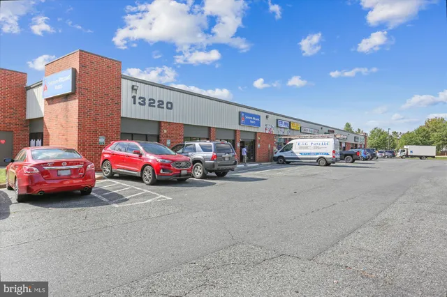 $929,000 | 11519 Elk Horn Drive, Clarksburg, MD 20871