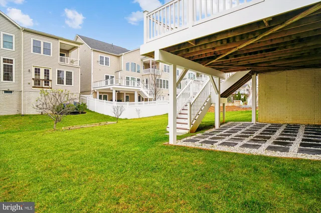 $929,000 | 11519 Elk Horn Drive, Clarksburg, MD 20871