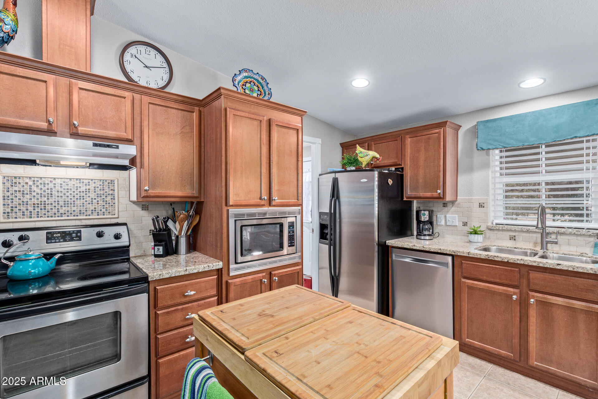 2884 Pine Rim Road Overgaard, AZ 85933 - Photo 23 of 80 23 - Rim