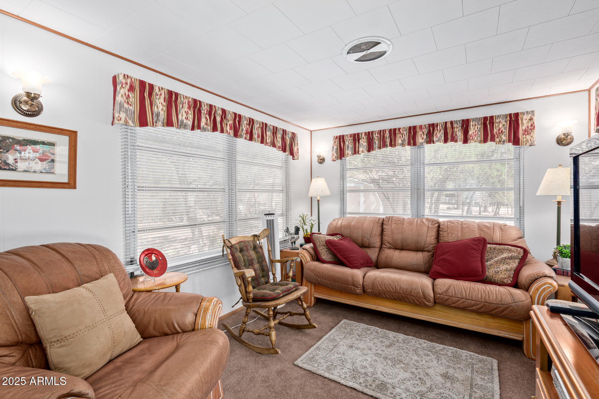 2884 Pine Rim Road Overgaard, AZ 85933 - Photo 49 of 80 50 - Rim