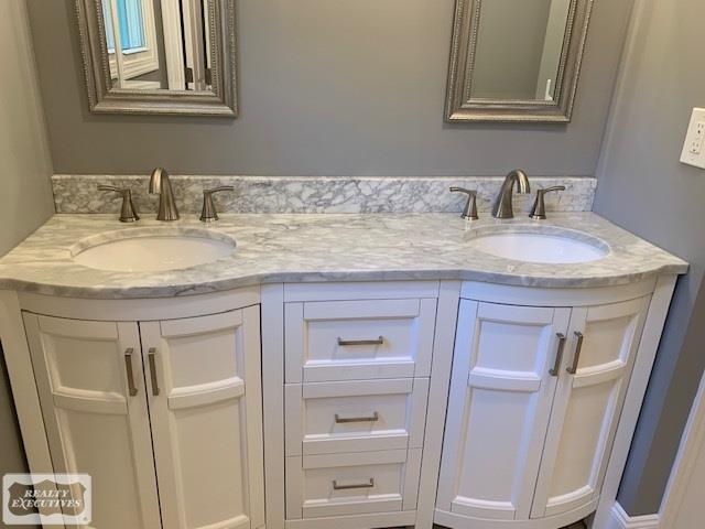 7621 Bordman Road Almont, MI 48003 - Photo 22 of 41 Double Vanity