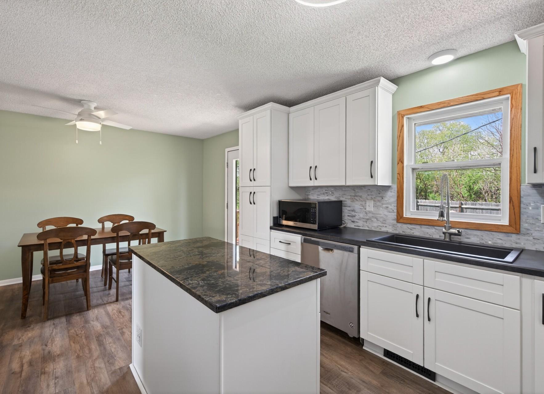 2505 Brenner Street Roseville, MN 55113 - Photo 13 of 39