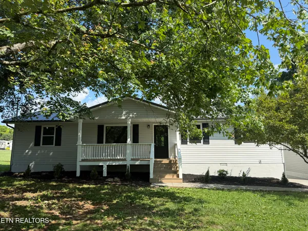 $379,900 | 808 Eagle Den Drive, Seymour, TN 37865