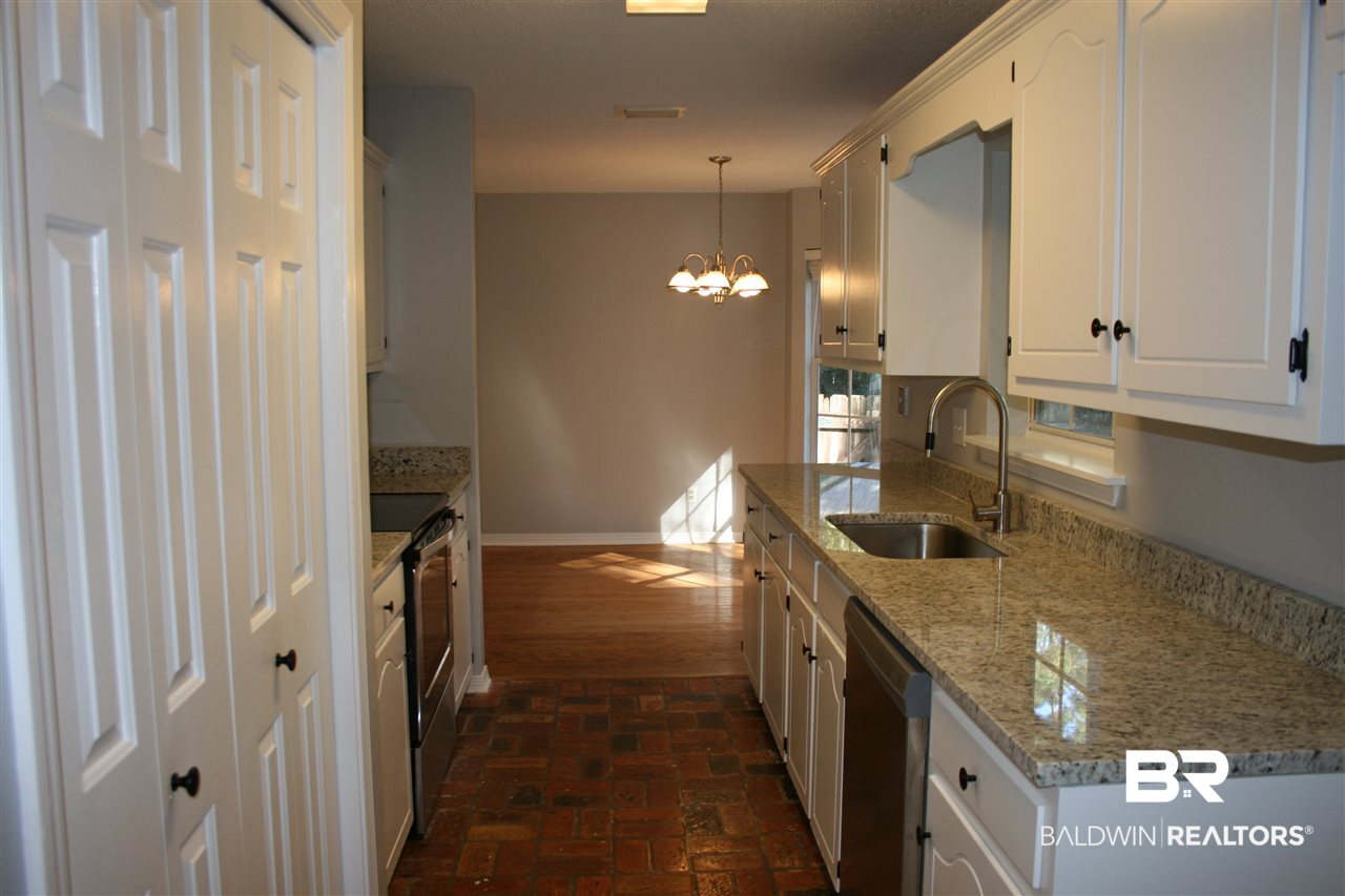 102 Meadow Wood Loop Daphne, AL 36526 - Photo 18 of 33