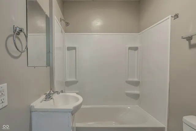 $114,900 | 5415 East 34th Street, Indianapolis, IN 46218