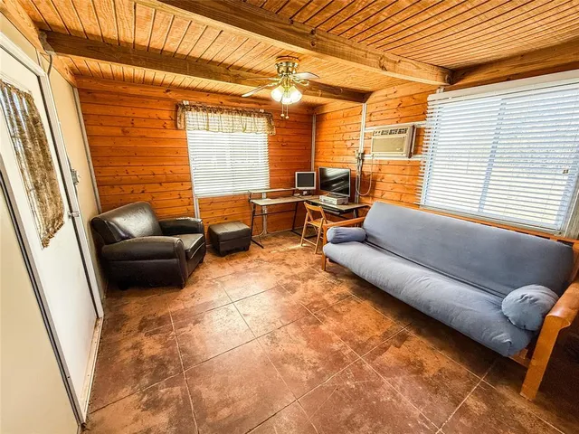 $899,900 | 190 Northwest Pvt Road Northwest, Junction, TX 76849