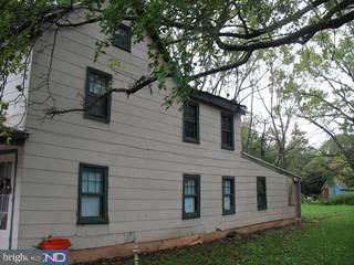 120 Risdon Street Mount Holly, NJ 08060 - Photo 3 of 6 Gallery Image 3
