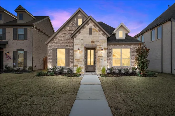 $3,100 | 2612 Griffith Mews, Celina, TX 75009