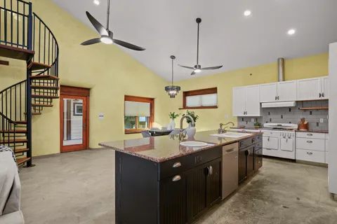 $599,900 | 913 Taulbee Lane, Austin, TX 78757