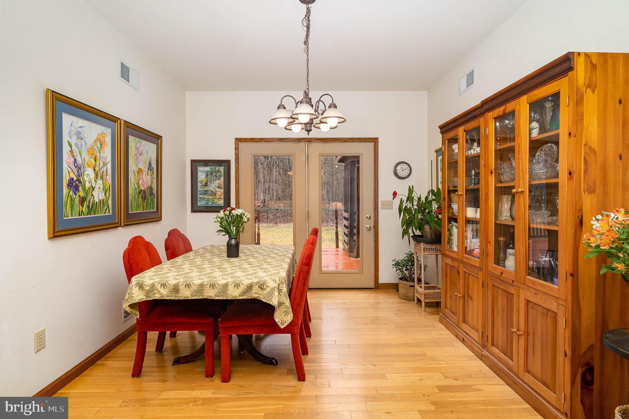 1331 Pine Road Carlisle, PA 17015 - Photo 7 of 37 Gallery Image 7